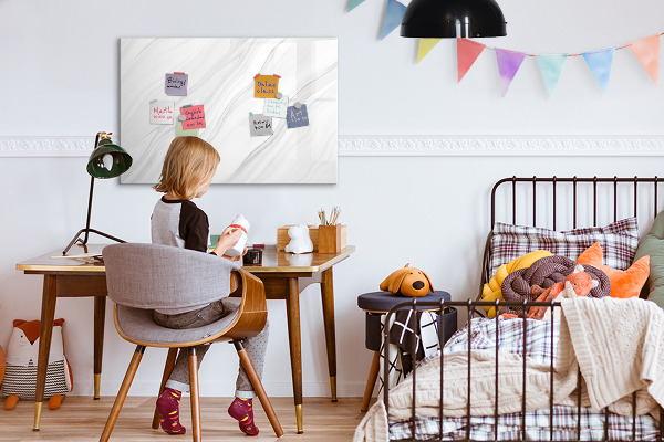 Tableau magnétique effaçable Un tableau pour présenter des souvenirs et des photos