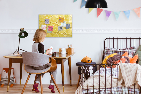 Tableau effaçable magnétique Motif citron avec photos et accessoires