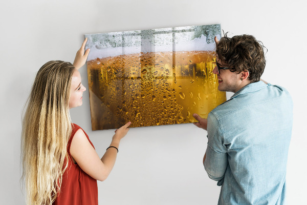 Tableau magnétique effaçable Une bière fraîche chargée de souvenirs personnels