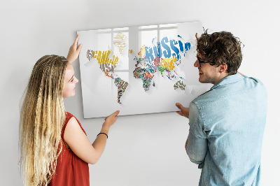 Tableau magnétique effaçable Une carte du monde avec des souvenirs personnels