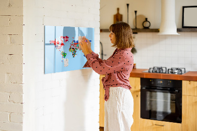 Tableau magnétique effaçable Une carte du monde avec des lieux et des souvenirs
