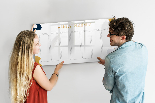 Tableau magnétique effaçable Agenda hebdomadaire avec espace pour photos