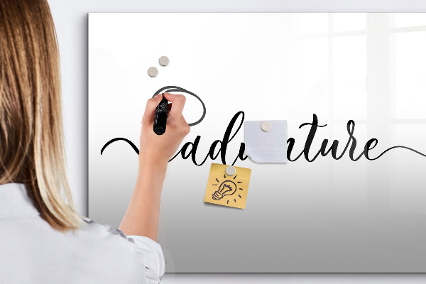 Tableau magnétique effaçable Un espace créatif pour les souvenirs et les photos