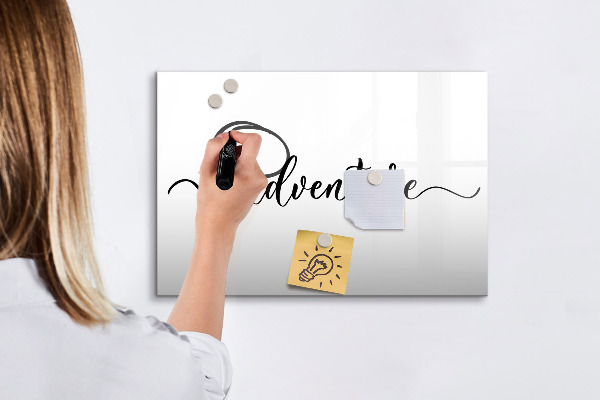 Tableau magnétique effaçable Un espace créatif pour les souvenirs et les photos