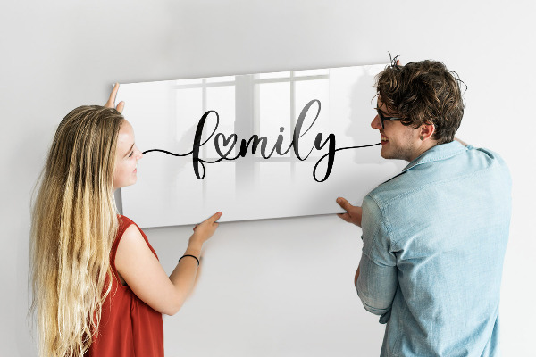 Tableau magnétique effaçable Souvenirs de famille sur le mur