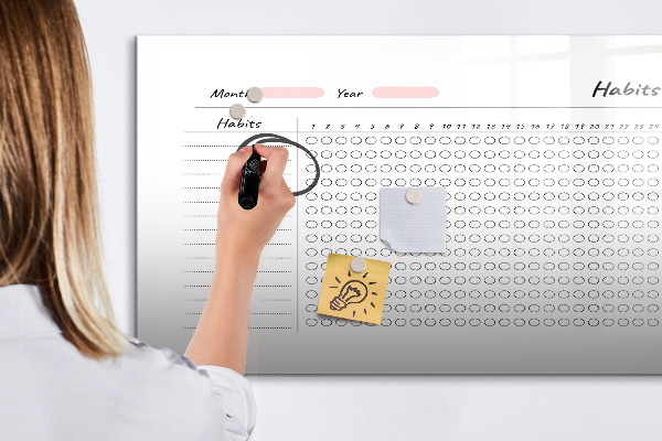 Tableau magnétique effaçable Suivi des habitudes revisité