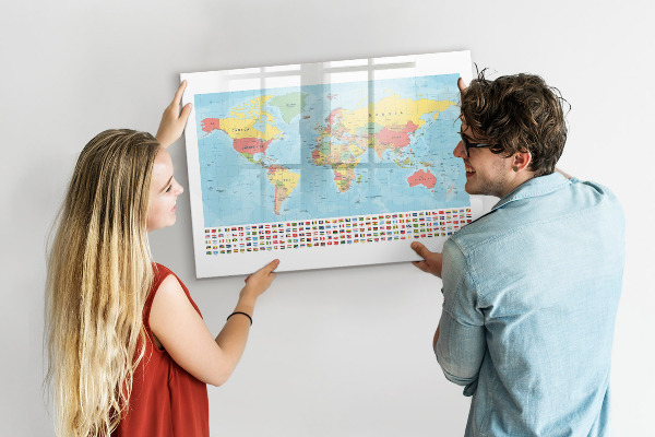 Tableau magnétique effaçable Carte du monde avec des lieux à marquer