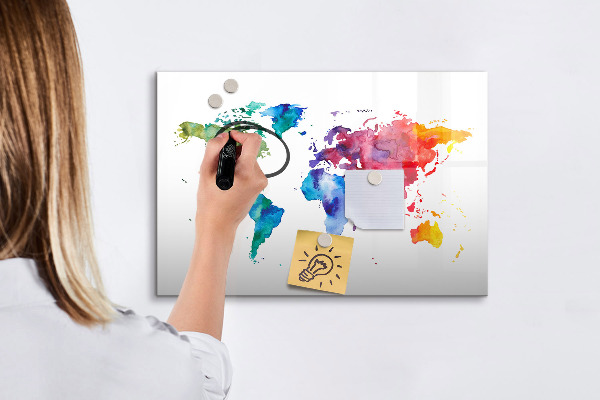 Tableau magnétique effaçable Une carte colorée pour les souvenirs et les notes
