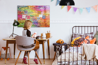 Tableau effaçable magnétique Un mur coloré avec de la place pour les photos