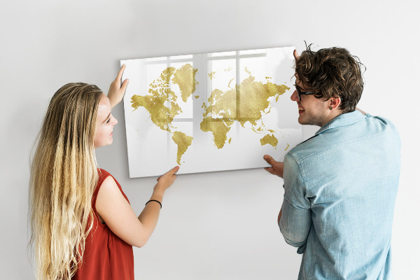 Tableau magnétique effaçable Carte du monde avec espace pour les photos