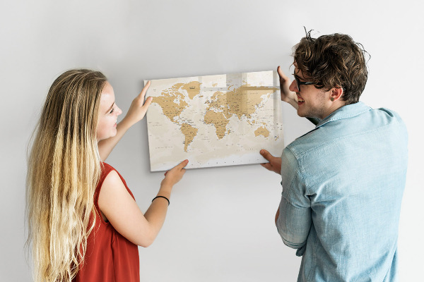 Tableau magnétique effaçable Carte de voyage avec les lieux à marquer