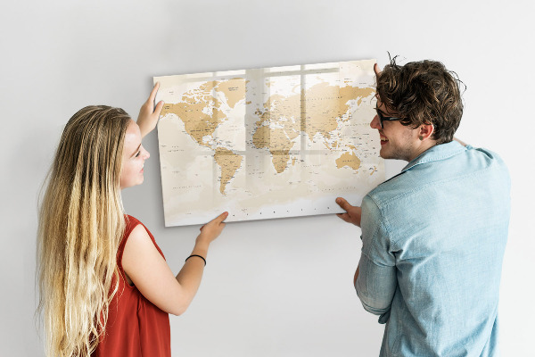 Tableau magnétique effaçable Carte de voyage avec les lieux à marquer