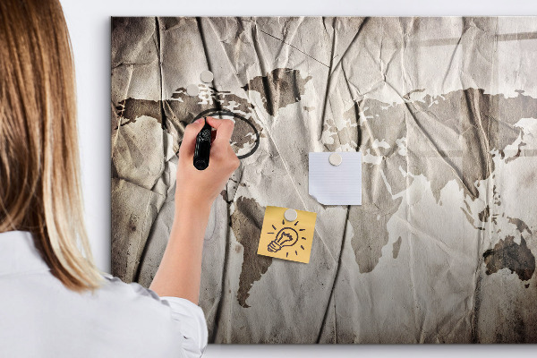Tableau magnétique effaçable Carte du monde avec photos et accessoires