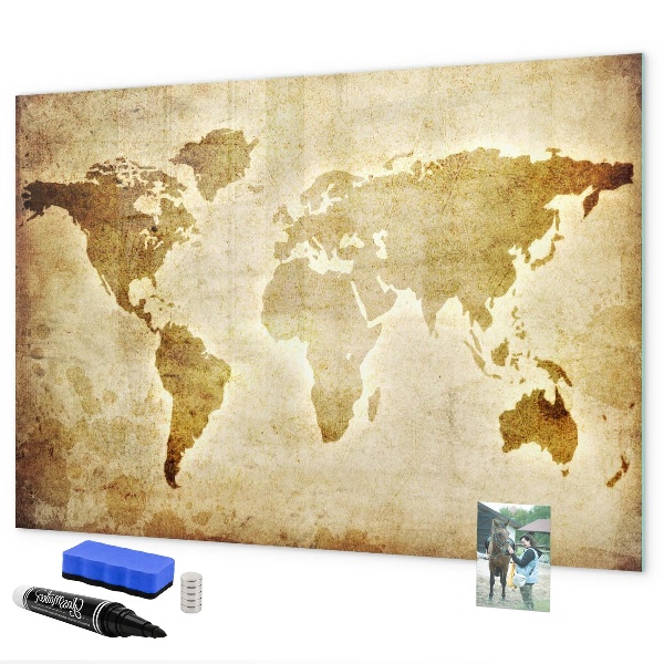 Tableau magnétique effaçable Une carte du monde avec des souvenirs personnels