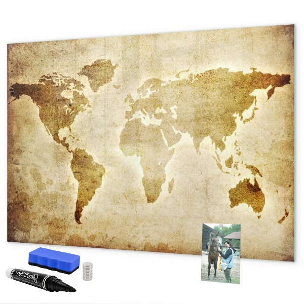 Tableau magnétique effaçable Une carte du monde avec des souvenirs personnels