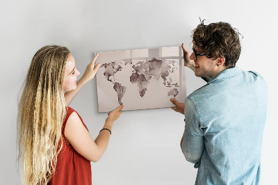 Tableau magnétique effaçable Une carte du monde avec des souvenirs personnels