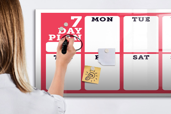 Tableau magnétique effaçable Plan hebdomadaire avec espace pour photos