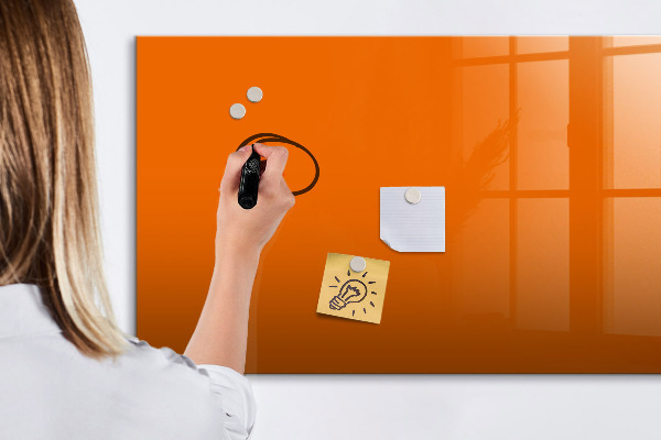 Tableau effaçable magnétique Une façon créative de présenter vos photos