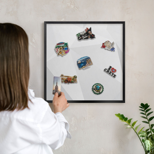 Tableau magnétique encadré de couleur noire Géométrie blanche