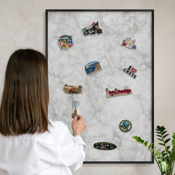 Tableau magnétique encadré de couleur noire Marbre gris