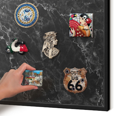 Tableau magnétique encadré de couleur noire Élégance du marbre