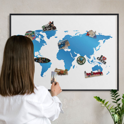 Tableau magnétique encadré de couleur noire Carte du monde