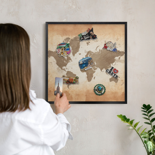 Panneau pour aimants souvenirs cadre noir Carte du monde
