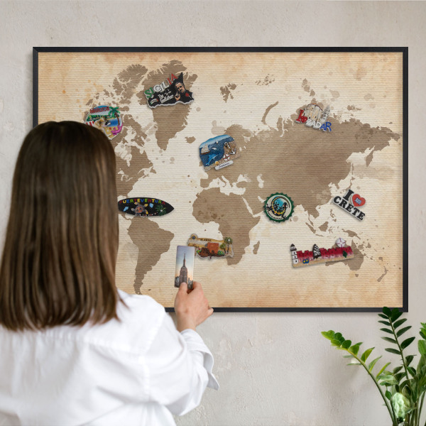 Panneau pour aimants souvenirs cadre noir Carte du monde
