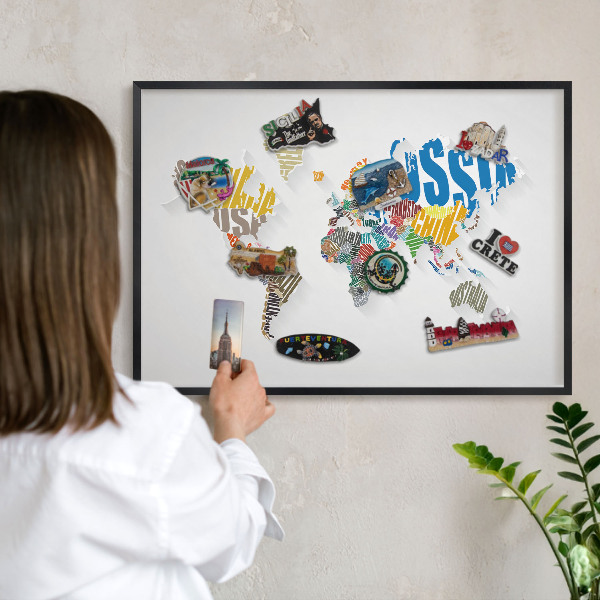 Panneau pour aimants souvenirs cadre noir Carte des couleurs