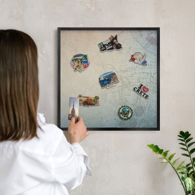 Tableau magnétique encadré de couleur noire Ancienne carte