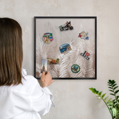 Tableau magnétique encadré de couleur noire La nature des feuilles