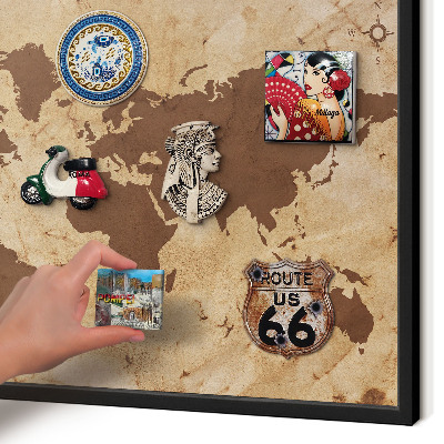 Panneau pour aimants souvenirs cadre noir Carte du monde