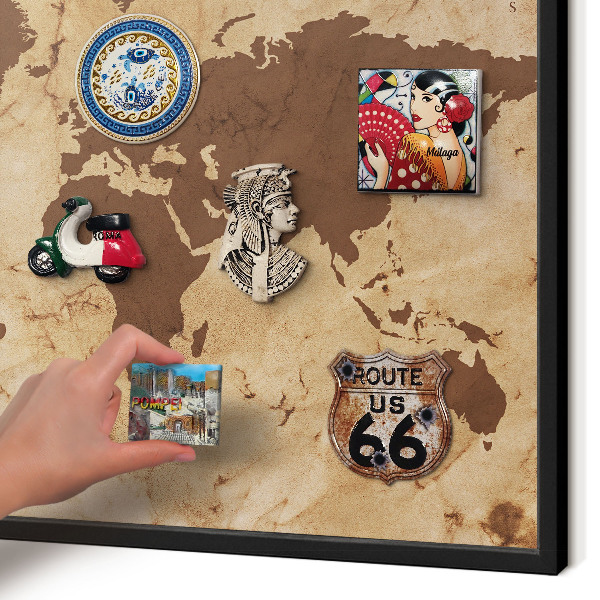 Panneau pour aimants souvenirs cadre noir Carte du monde