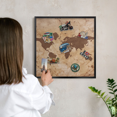 Panneau pour aimants souvenirs cadre noir Carte du monde