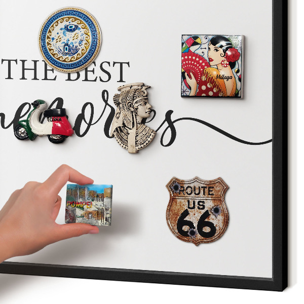 Tableau magnétique encadré de couleur noire Des souvenirs inspirants