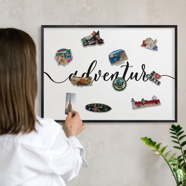 Tableau magnétique encadré de couleur noire Aventure écrite