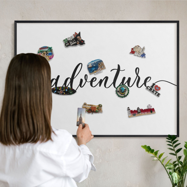 Tableau magnétique encadré de couleur noire Aventure écrite