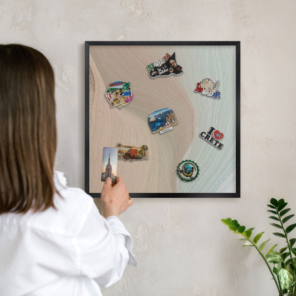 Panneau pour aimants souvenirs cadre noir Tourbillon pastel