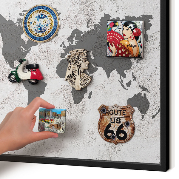 Panneau pour aimants souvenirs cadre noir Carte du monde