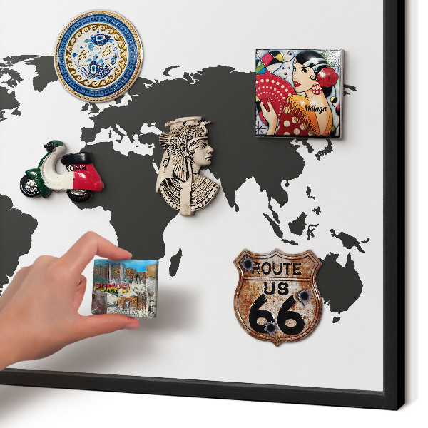 Panneau pour aimants souvenirs cadre noir Carte du monde