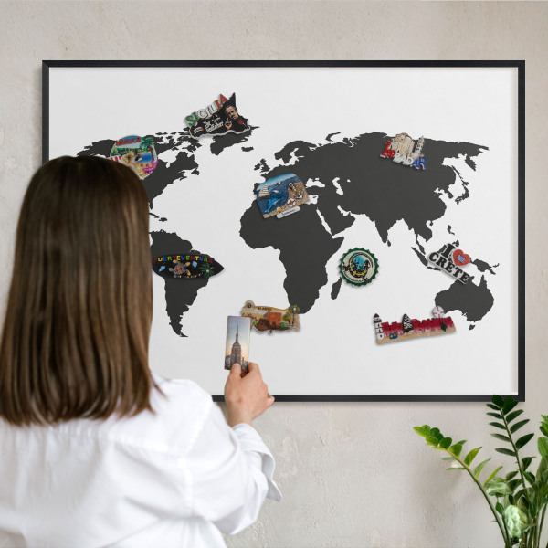 Panneau pour aimants souvenirs cadre noir Carte du monde