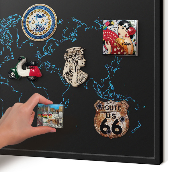 Tableau magnétique encadré de couleur noire Carte du monde