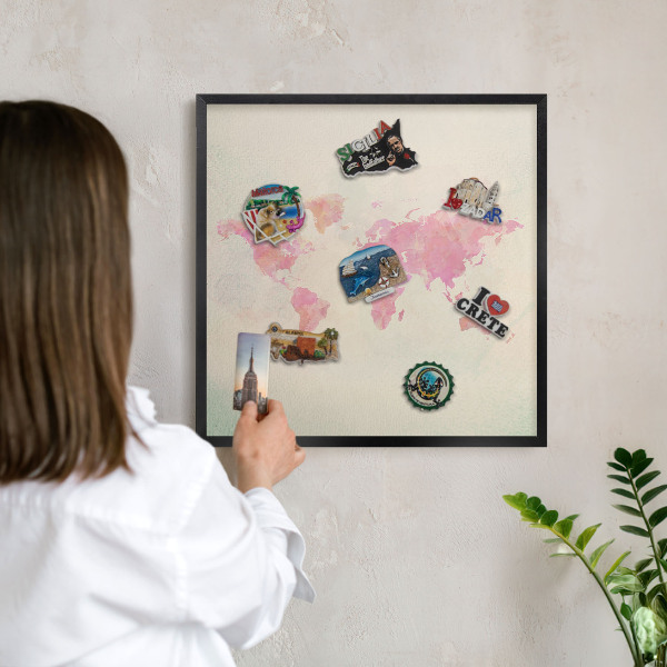 Panneau pour aimants souvenirs cadre noir Carte du monde