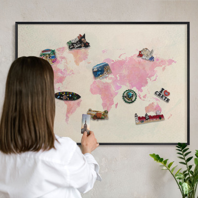 Panneau pour aimants souvenirs cadre noir Carte du monde