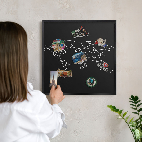 Panneau pour aimants souvenirs cadre noir Carte du monde