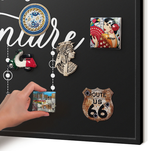 Tableau magnétique encadré de couleur noire L'aventure vous attend