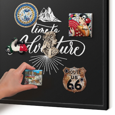 Tableau magnétique encadré de couleur noire L'aventure