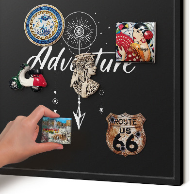 Tableau magnétique encadré de couleur noire L'aventure vous attend