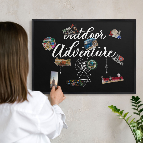 Tableau magnétique encadré de couleur noire Aventure en plein air