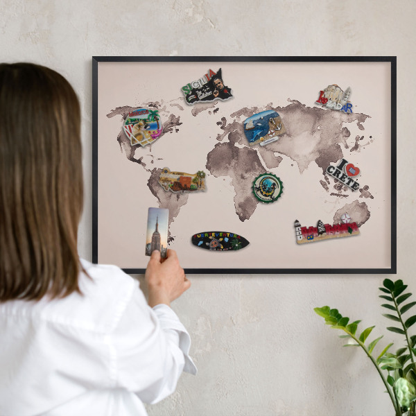 Tableau magnétique encadré de couleur noire Carte du monde